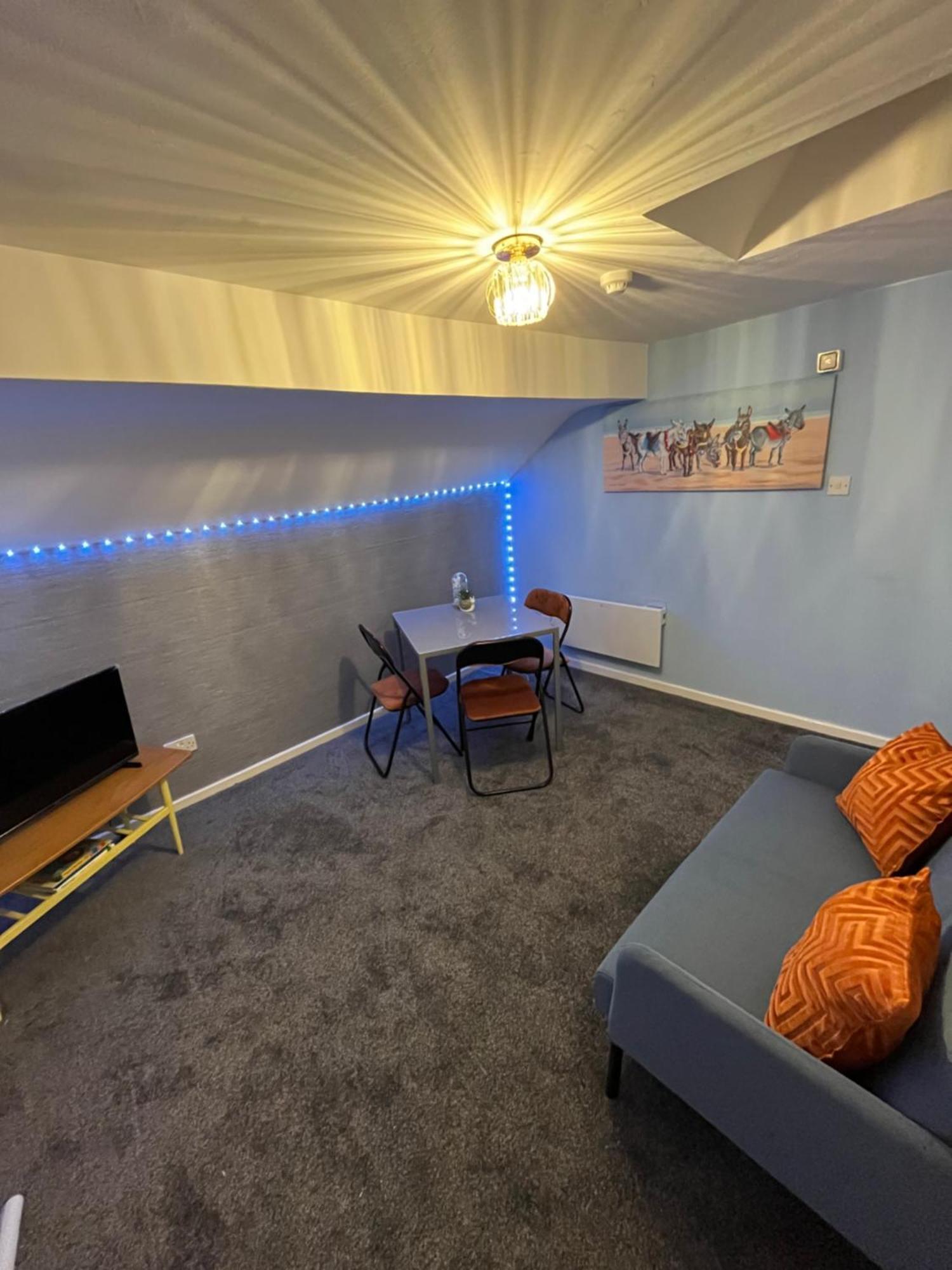 Quirky Attic Blackpool Extérieur photo